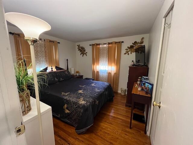 1417 Earl Road Michigan City, IN 46360 - Photo 12 of 25 a bedroom with a bed and a closet