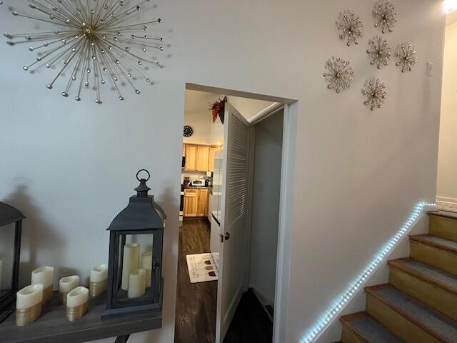 1417 Earl Road Michigan City, IN 46360 - Photo 18 of 25 a view of a hallway with a dining area