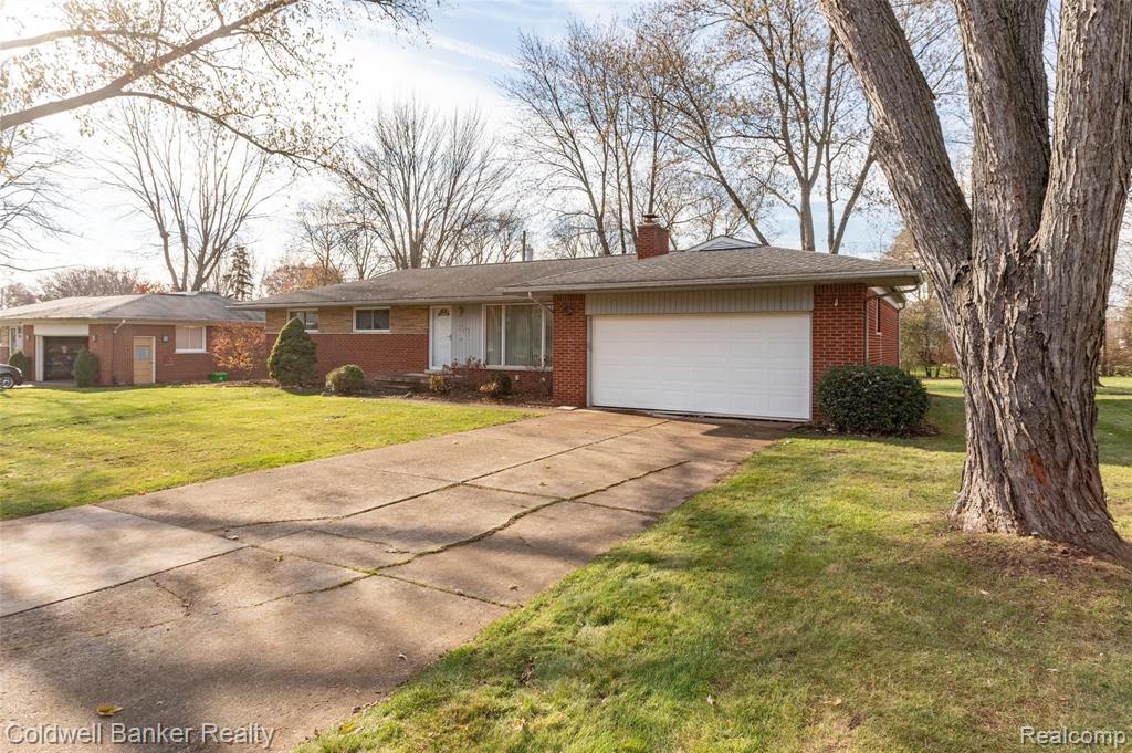 32143 Hearthstone Road Farmington Hills, MI 48334 - Photo 2 of 31