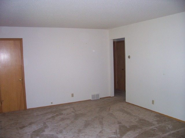1614 Linzie Road Duluth, MN 55811 - Photo 4 of 7