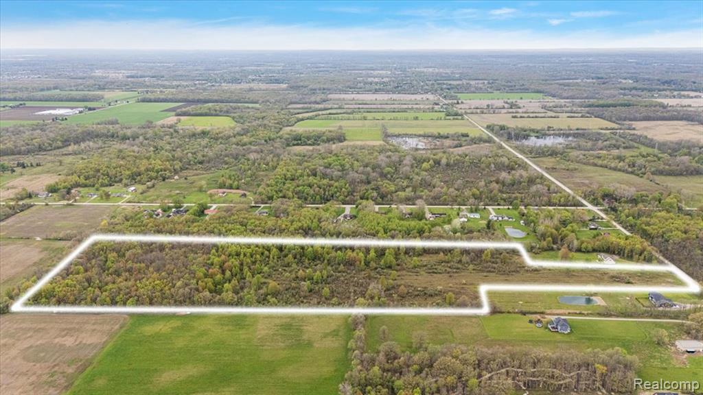 28 28 Mile Road Ray, MI 48096 - Photo 2 of 26