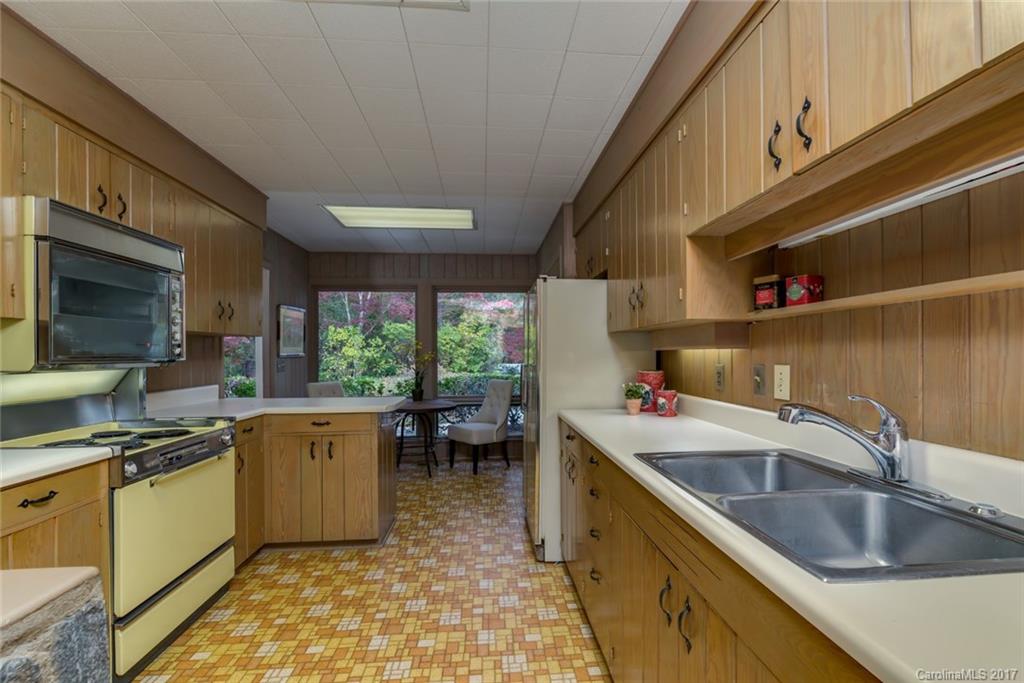 354 Mimosa Road, Unit 9 Tryon, NC 28782 - Photo 10 of 24