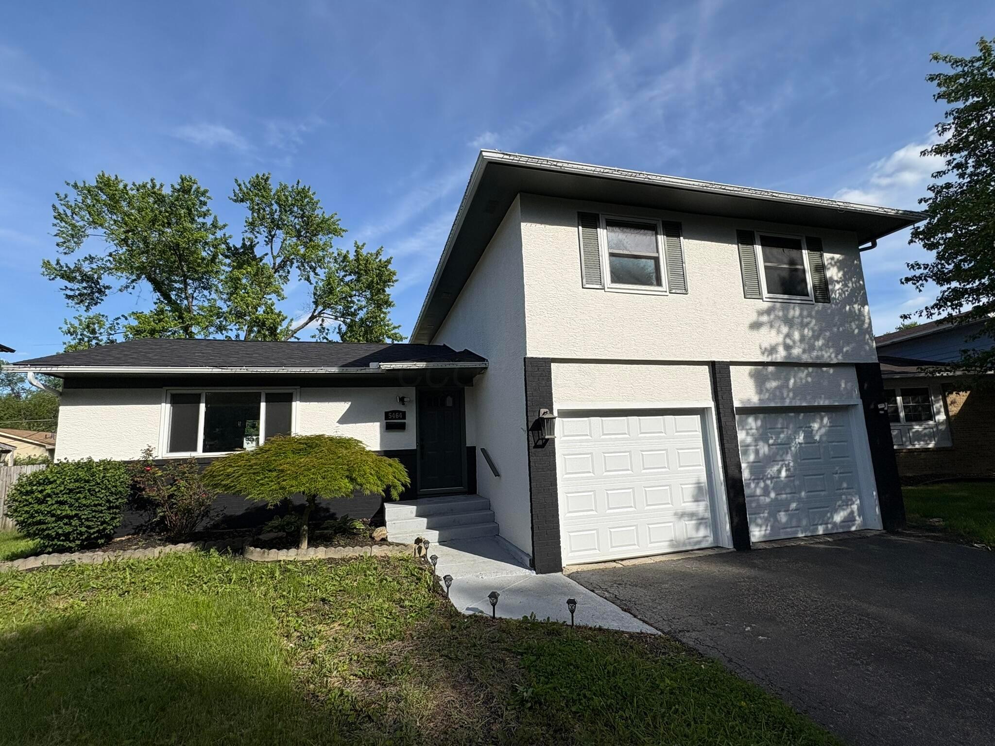 5464 Aspen Road Columbus, OH 43229 - Photo 2 of 26 IMG_1365