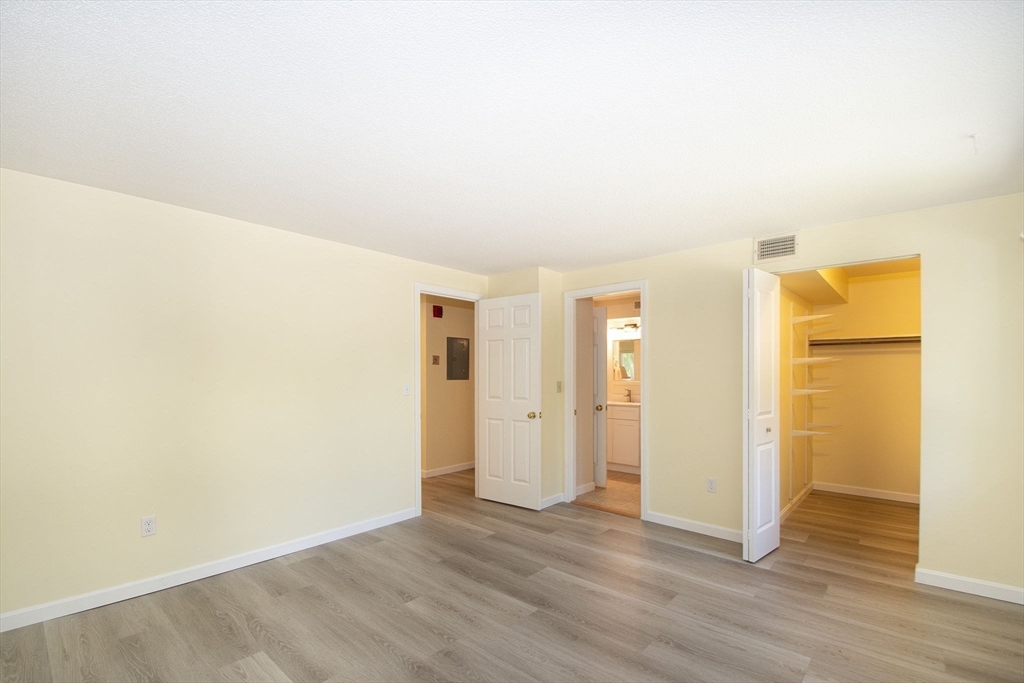 10 Beal's Cove Road, Unit C Hingham, MA 02043 - Photo 17 of 26