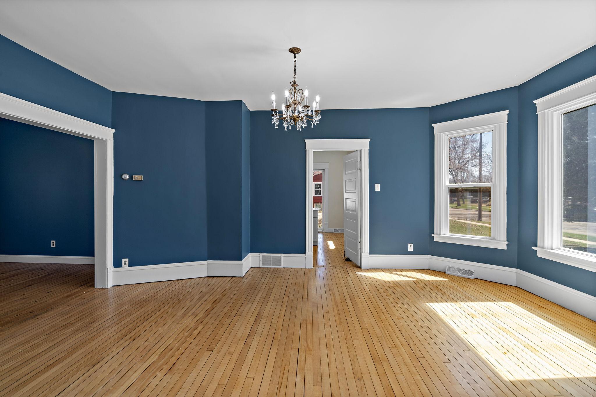 723 3rd Street Southwest Willmar, MN 56201 - Photo 11 of 39