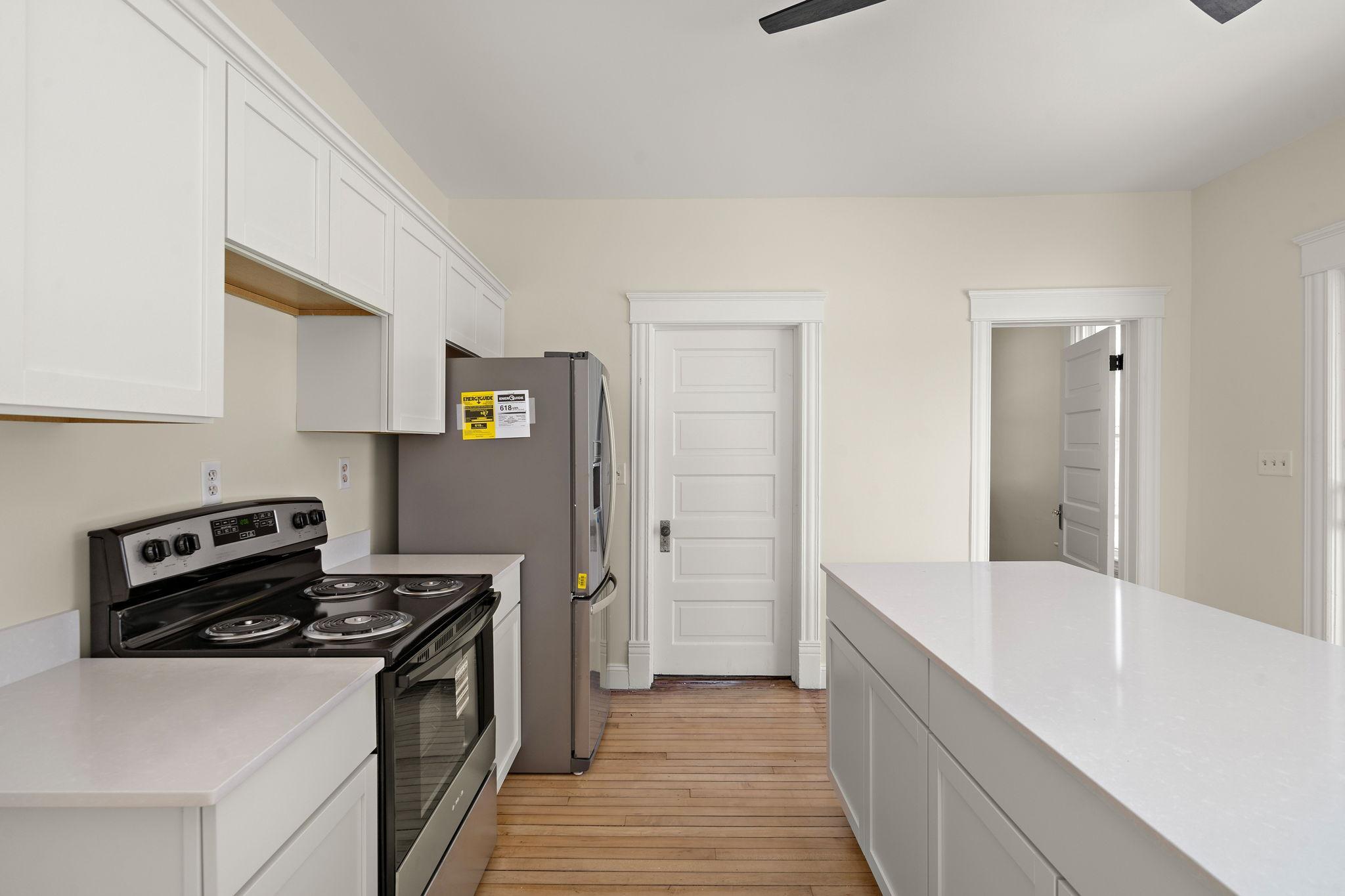 723 3rd Street Southwest Willmar, MN 56201 - Photo 17 of 39