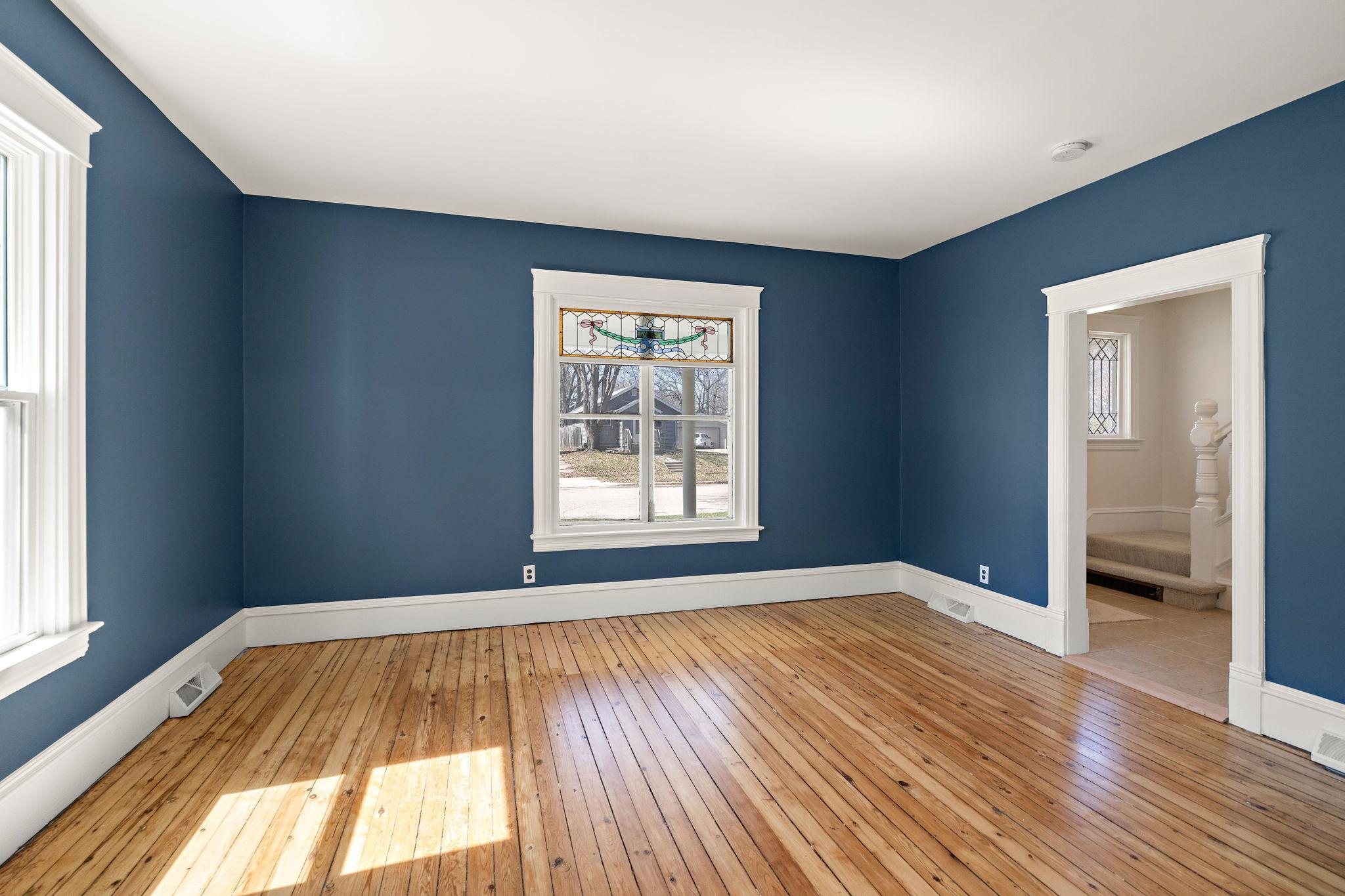 723 3rd Street Southwest Willmar, MN 56201 - Photo 3 of 39