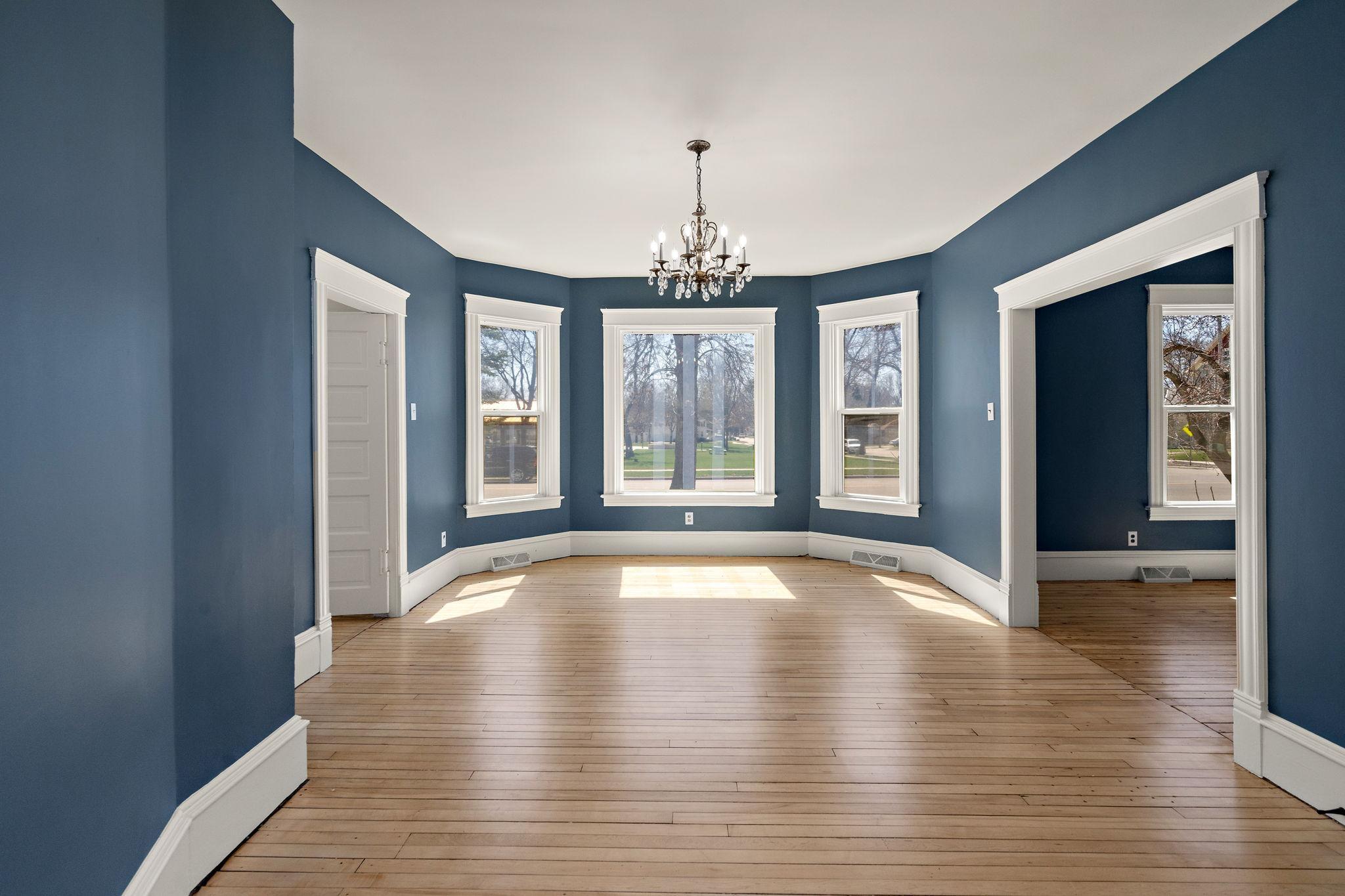 723 3rd Street Southwest Willmar, MN 56201 - Photo 5 of 39