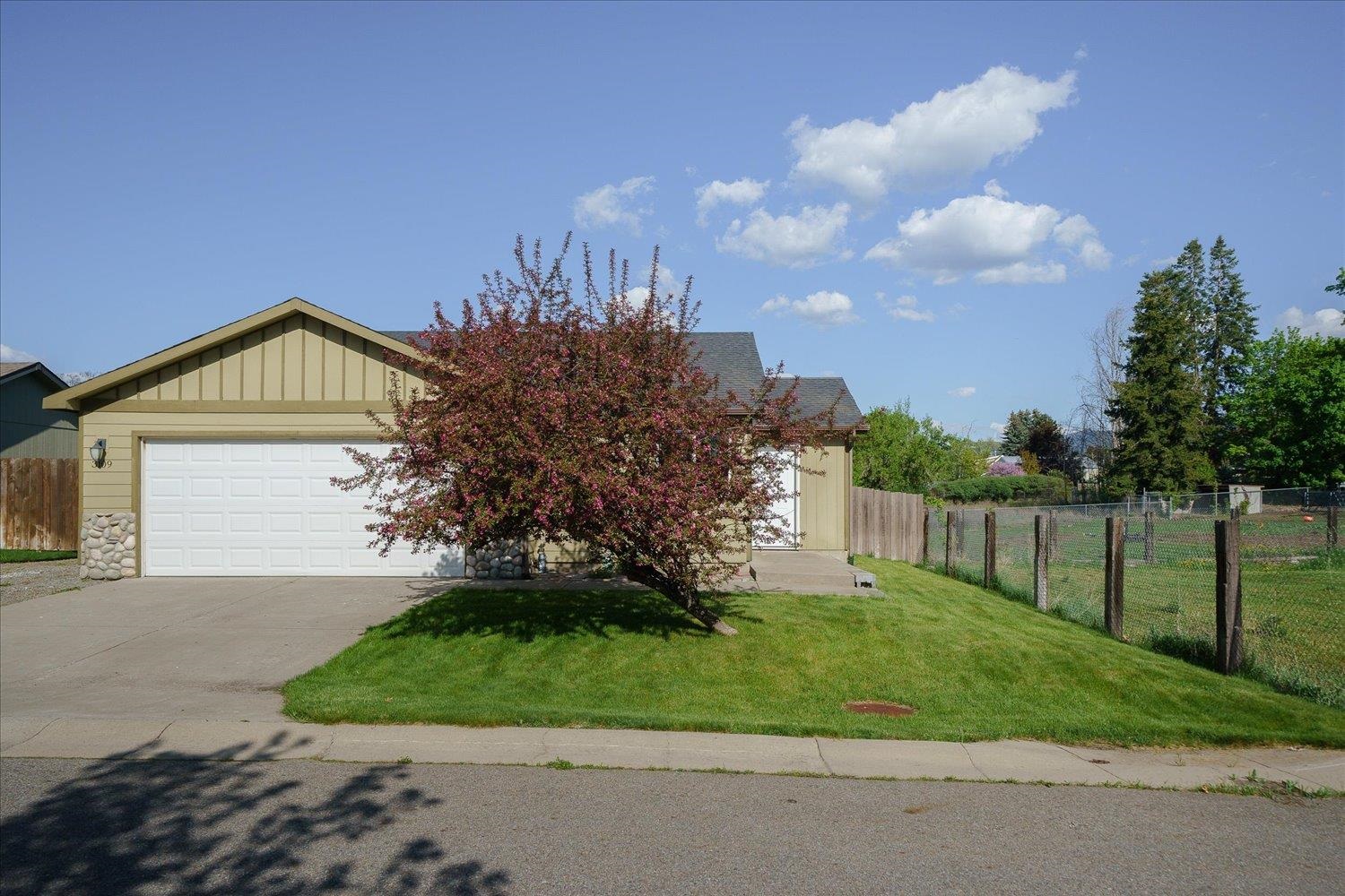 3109 South Rees Lane Spokane Valley, WA 99037 - Photo 3 of 25