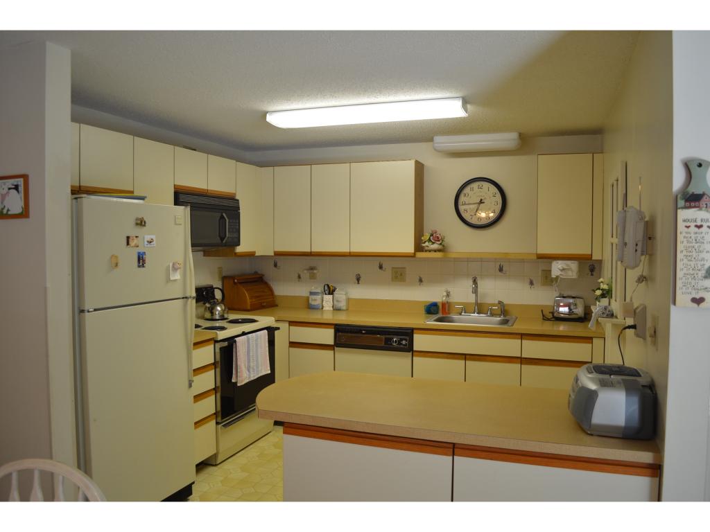 56 Indian Rock Road, Unit 56 Merrimack, NH 03054 - Photo 4 of 17