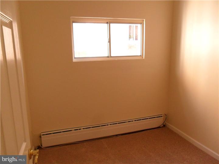 1610 West Ritner Street Philadelphia, PA 19145 - Photo 14 of 16 Bedroom 3