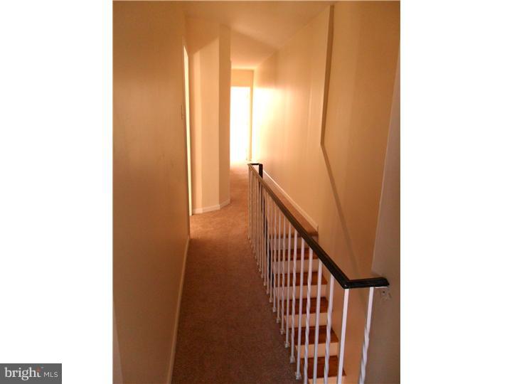 1610 West Ritner Street Philadelphia, PA 19145 - Photo 10 of 16 Hallway