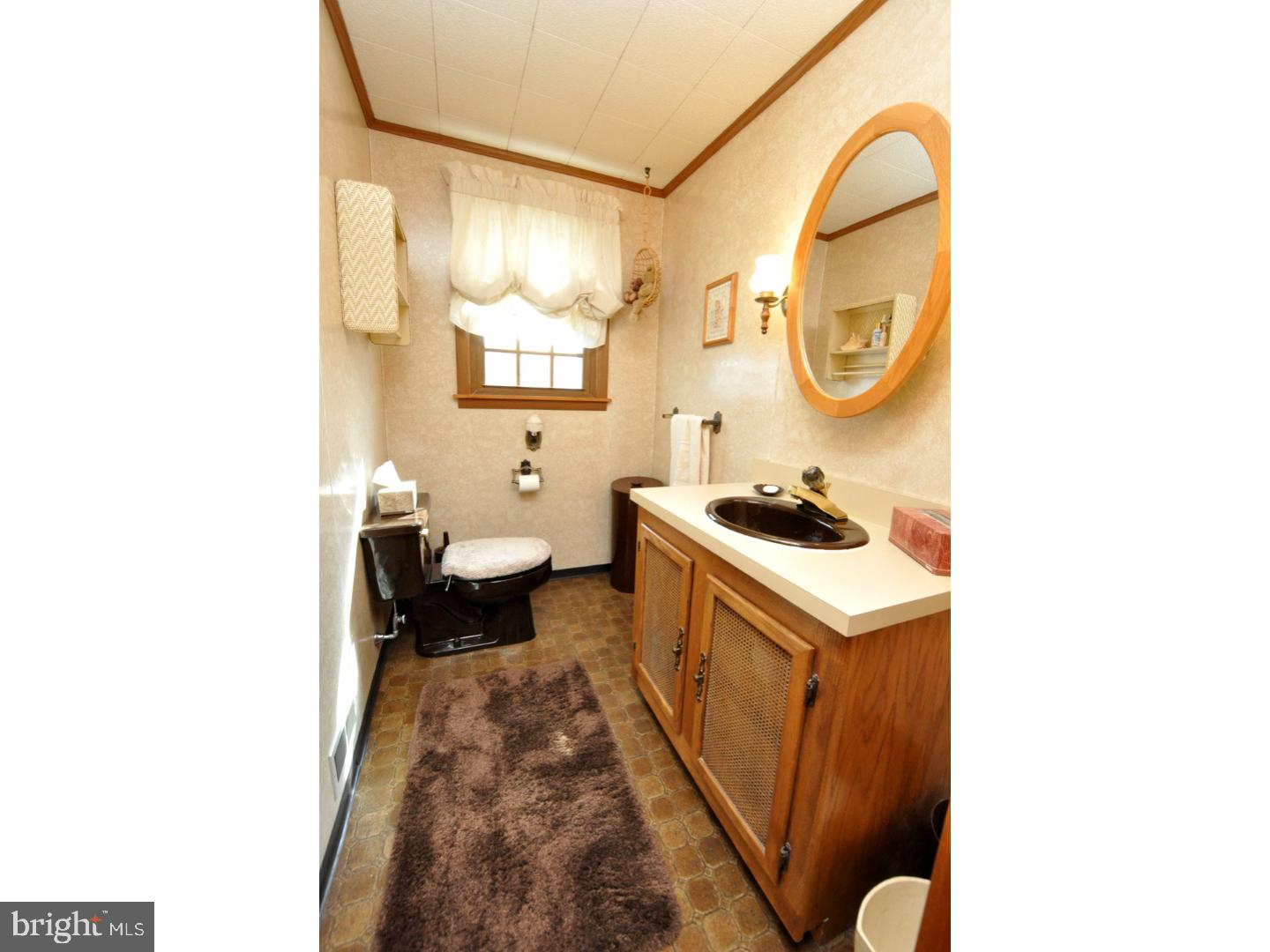 109 South Chester Avenue Riverside, NJ 08075 - Photo 20 of 25 Half Bath