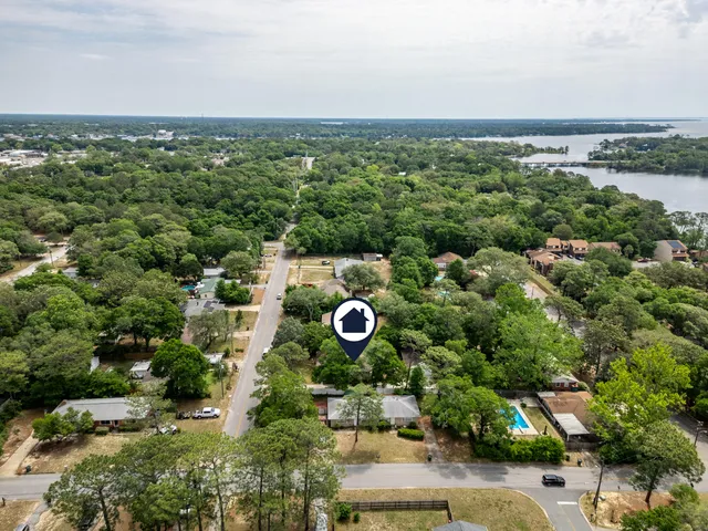 $449,000 | 367 Okaloosa Avenue, Valparaiso, FL 32580