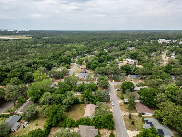 $449,000 | 367 Okaloosa Avenue, Valparaiso, FL 32580