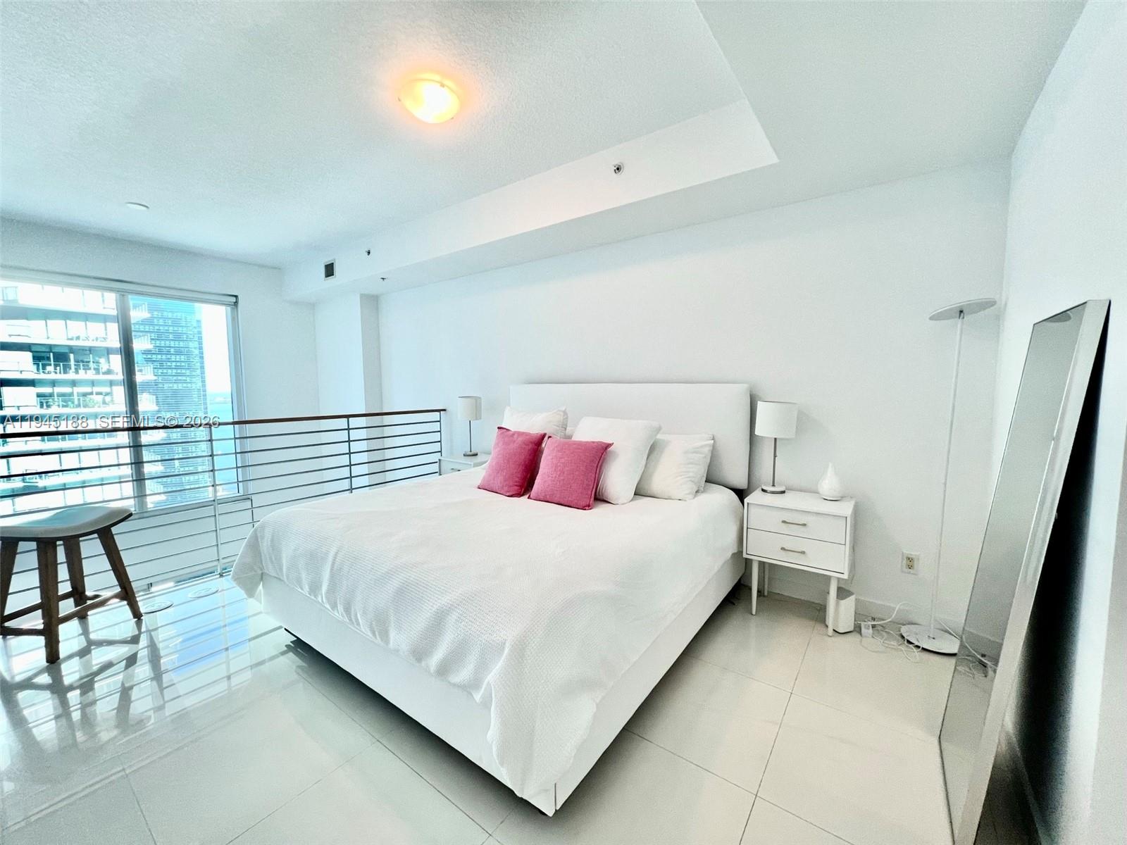 60 Southwest 13th Street, Unit 2806 Miami, FL 33130 - Photo 15 of 21