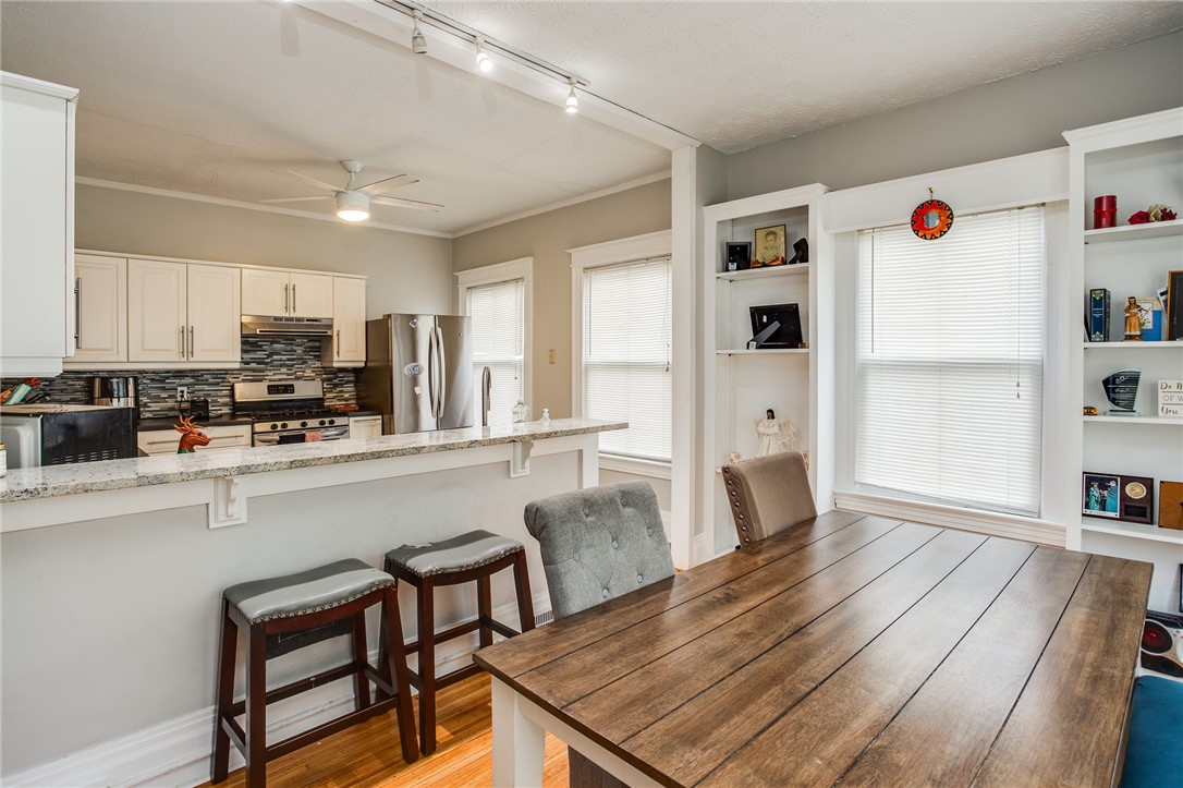 395 University Avenue Rochester, NY 14607 - Photo 10 of 46