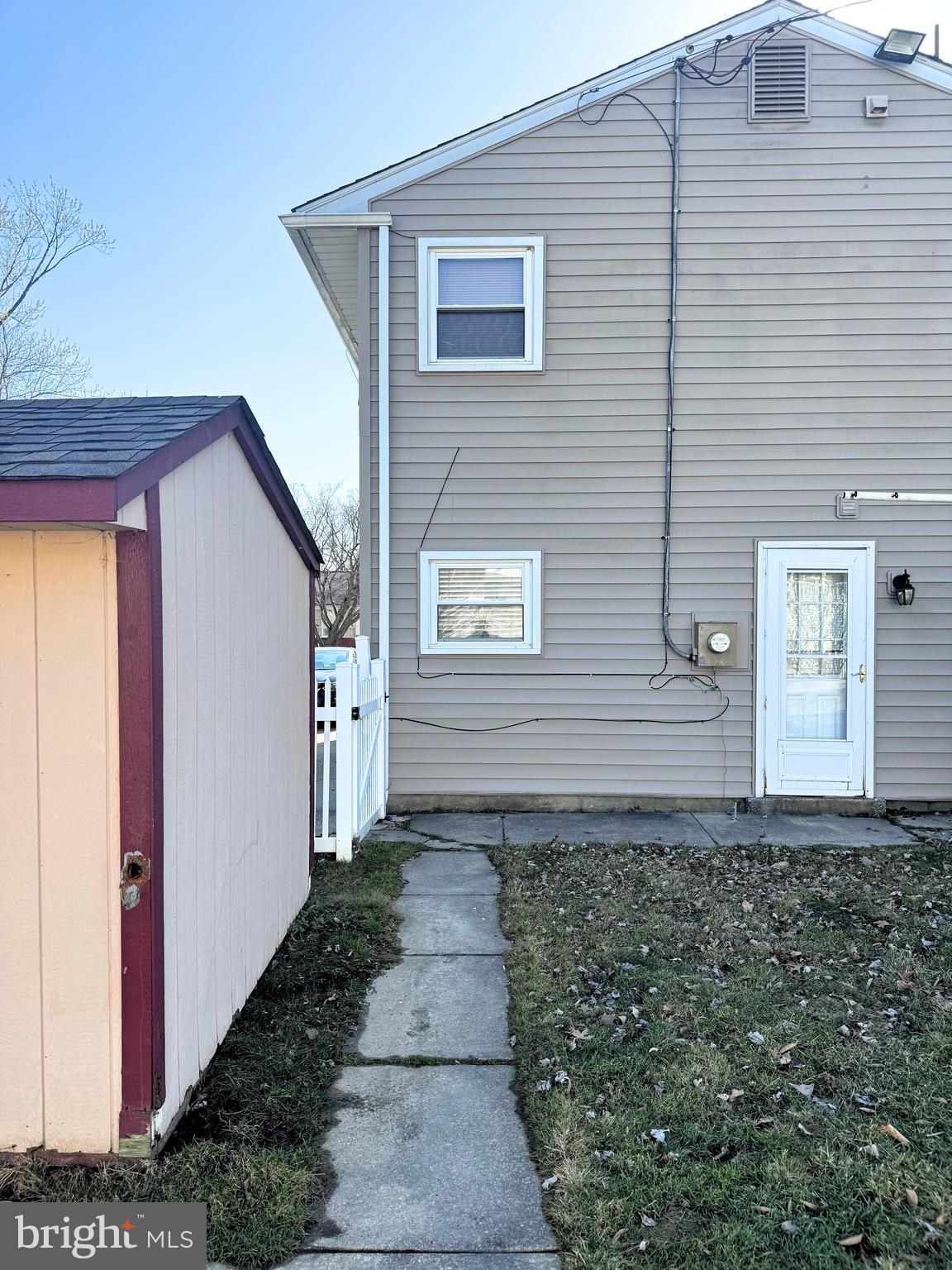 318 Ashbourne Road Claymont, DE 19703 - Photo 2 of 12 Unit Entrance