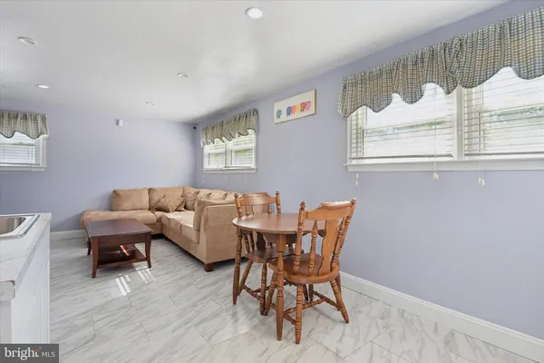 $1,500 | 318 Ashbourne Road, Claymont, DE 19703