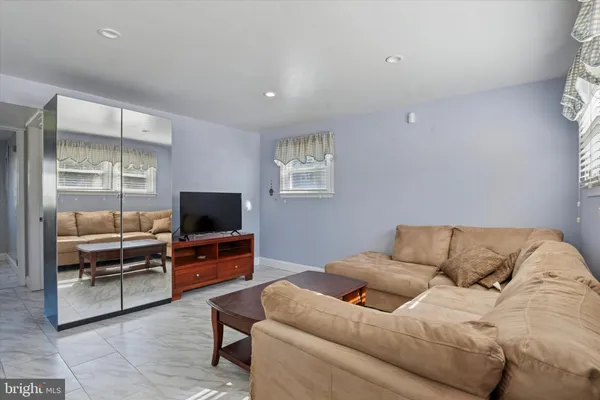 $1,500 | 318 Ashbourne Road, Claymont, DE 19703