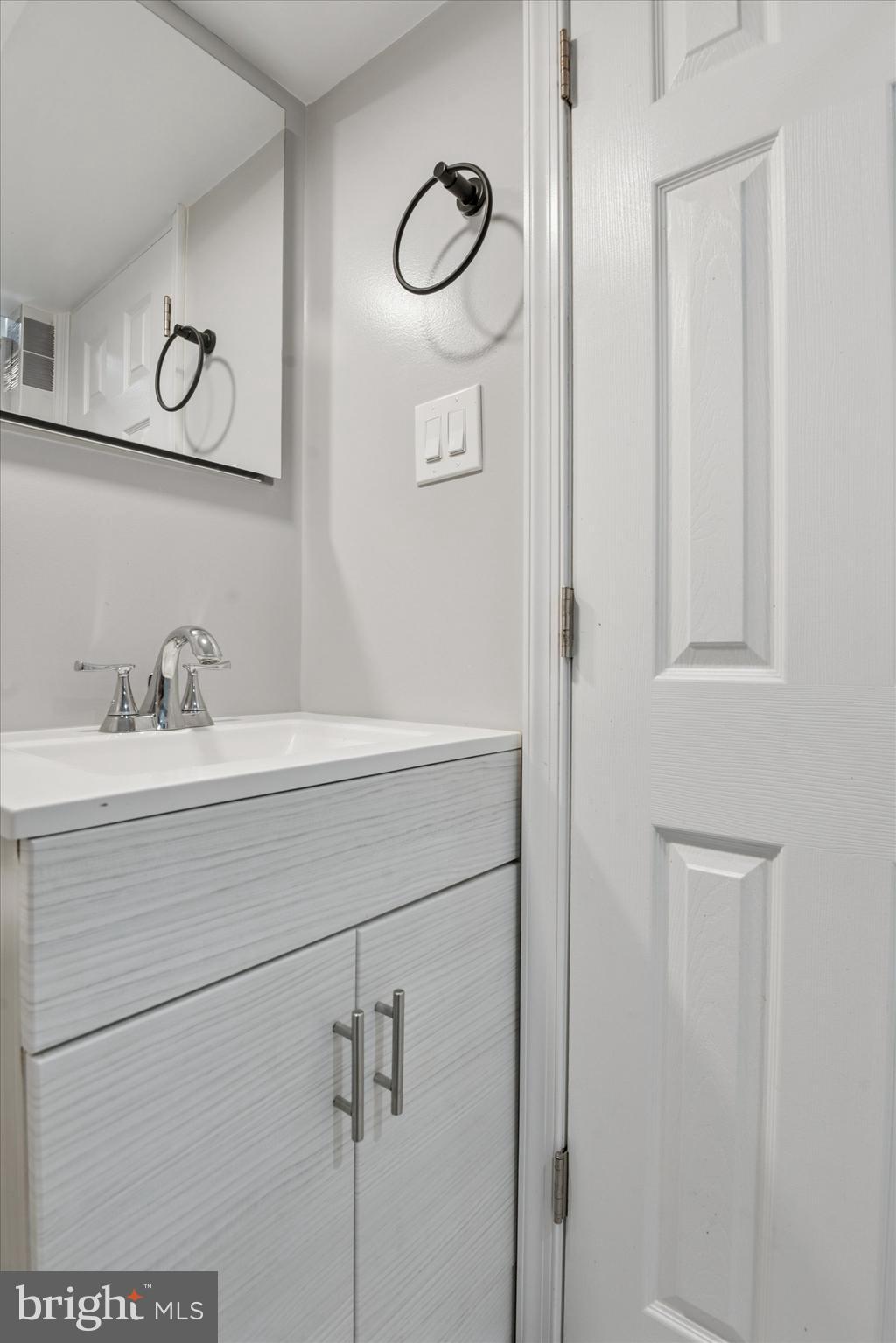 318 Ashbourne Road Claymont, DE 19703 - Photo 10 of 12 Bathroom