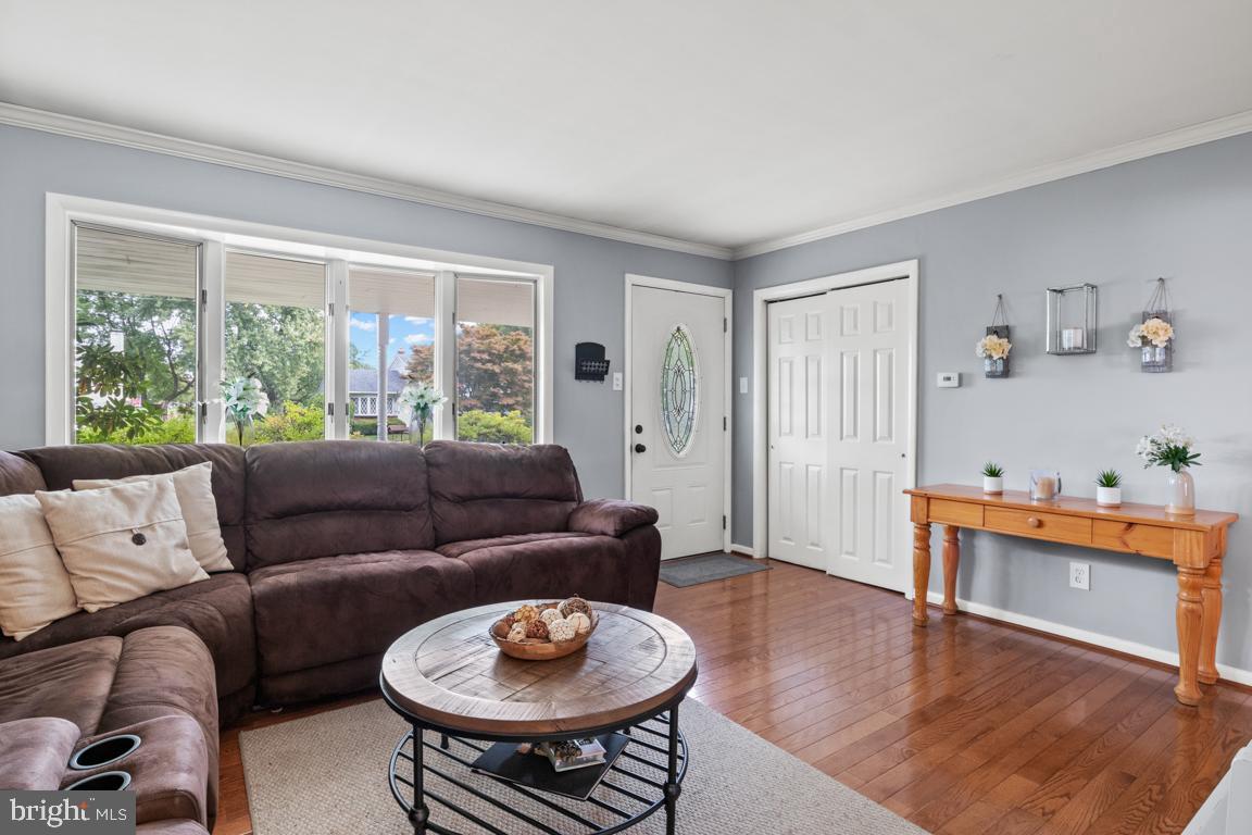 506 Exton Road Hatboro, PA 19040 - Photo 4 of 37