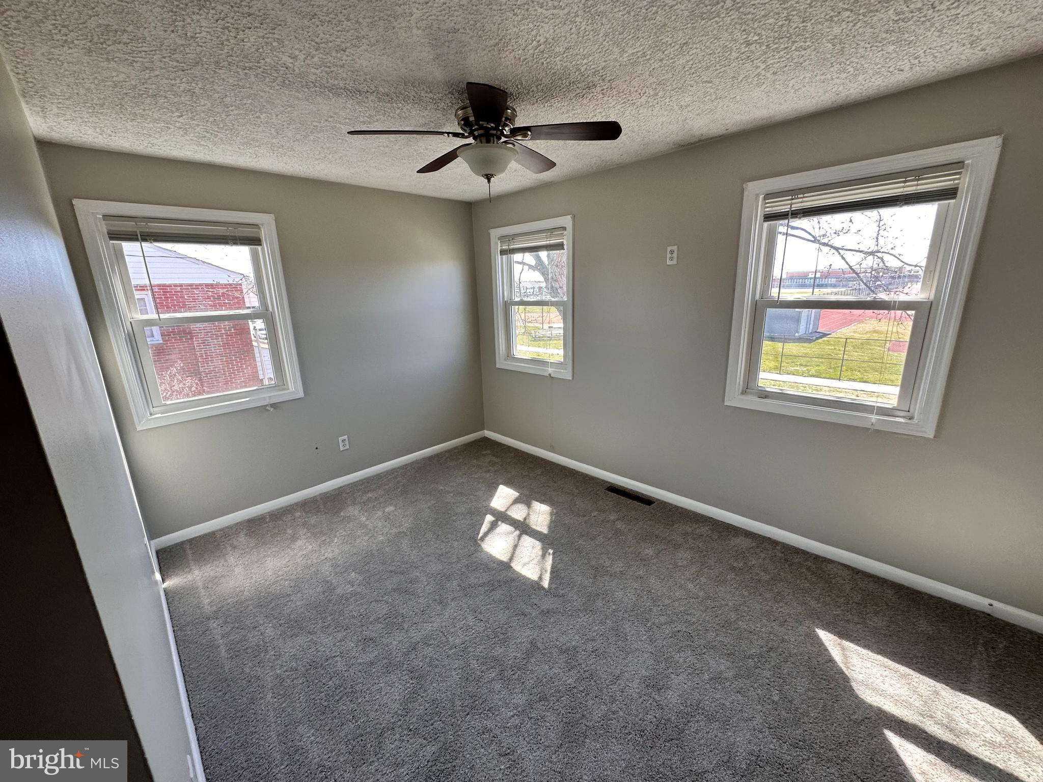 8154 North Boundary Road Dundalk, MD 21222 - Photo 21 of 54 Entry Primary Bedrm