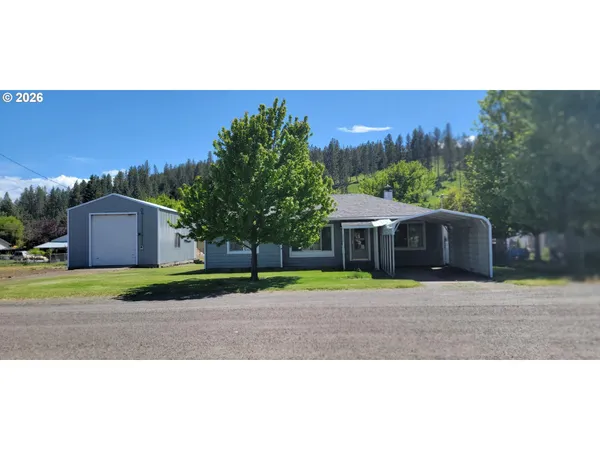 $359,000 | 306 Donald Street, Wallowa, OR 97885