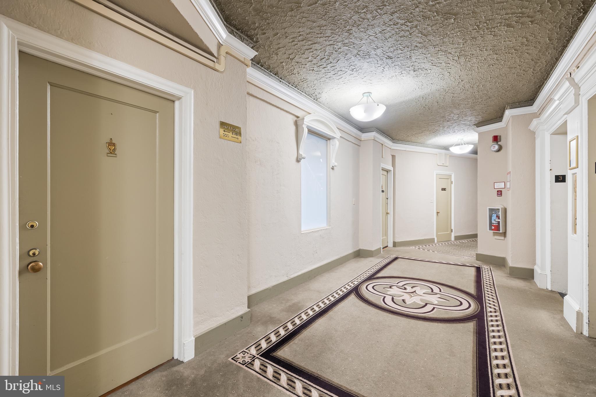 2032 Belmont Road Northwest, Unit 302 Washington, DC 20009 - Photo 4 of 31 Welcome to the 3rd Floor