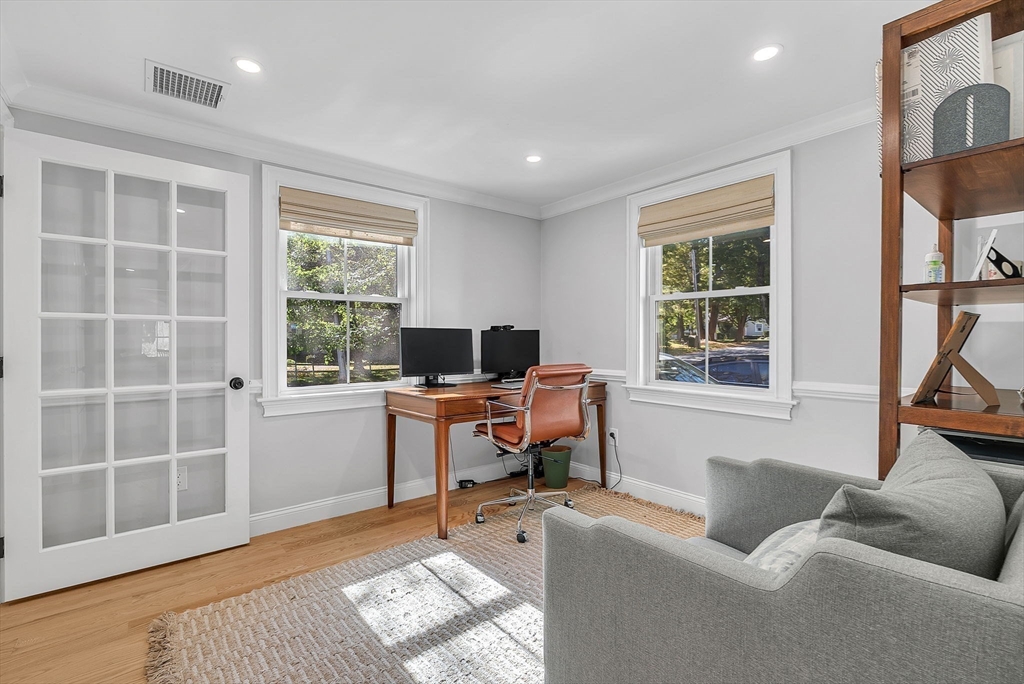 79 Alba Road Wellesley, MA 02481 - Photo 14 of 41