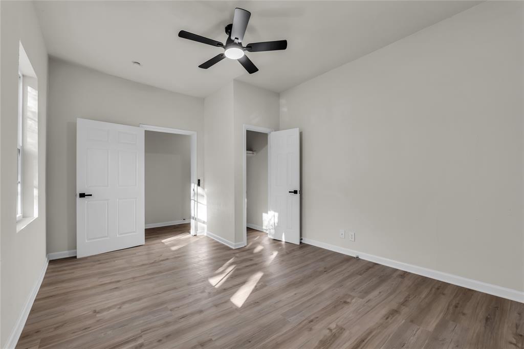 2524 McFerrin Avenue Waco, TX 76708 - Photo 25 of 29 a view of an empty room and wooden floor