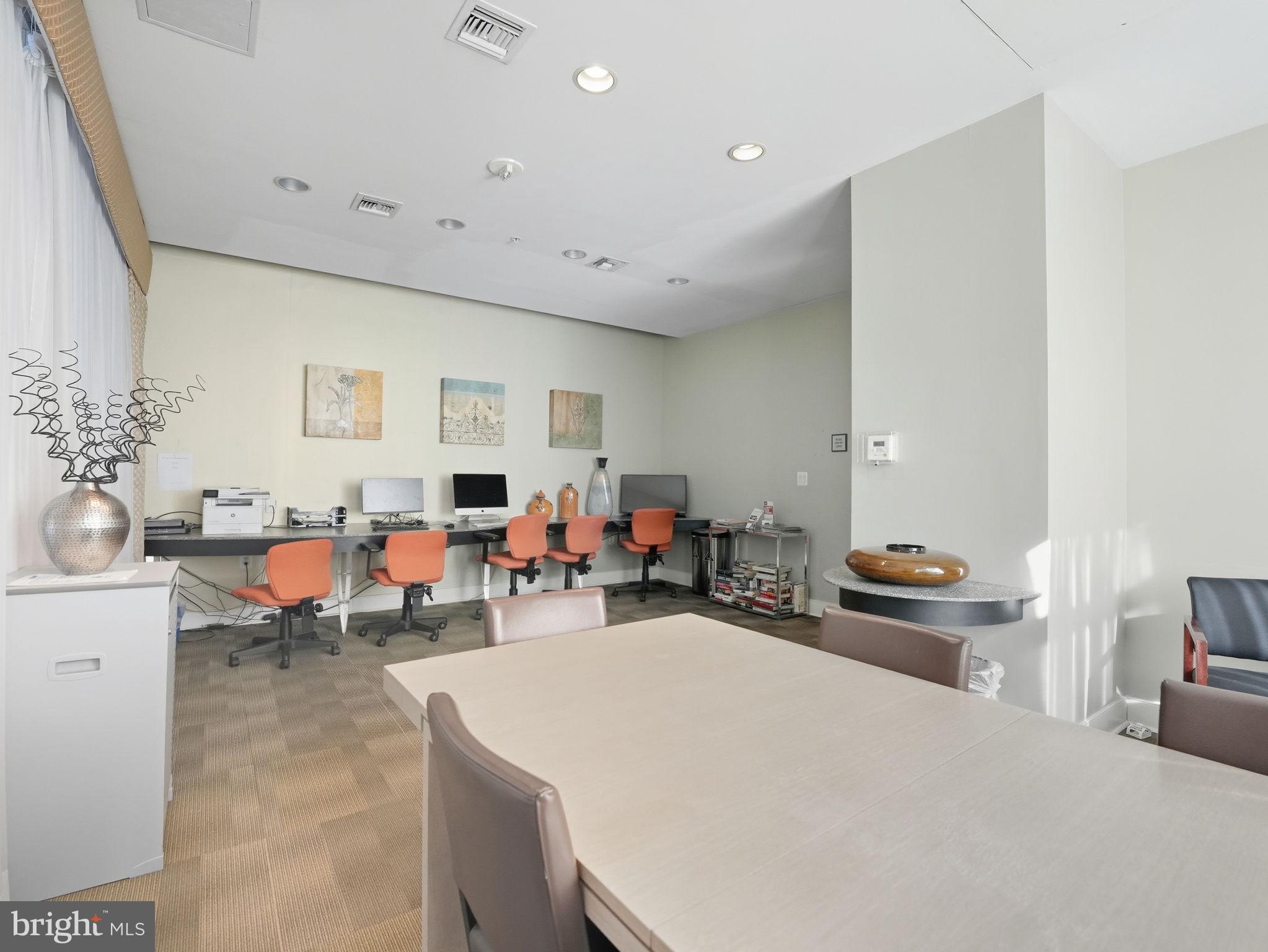 820 North Pollard Street, Unit 910 Arlington, VA 22203 - Photo 23 of 25