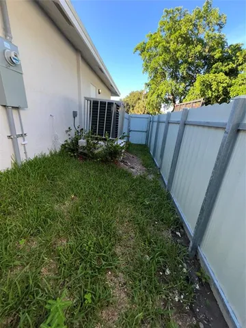 $3,200 | 860 Southwest 10th Street, Pompano Beach, FL 33060