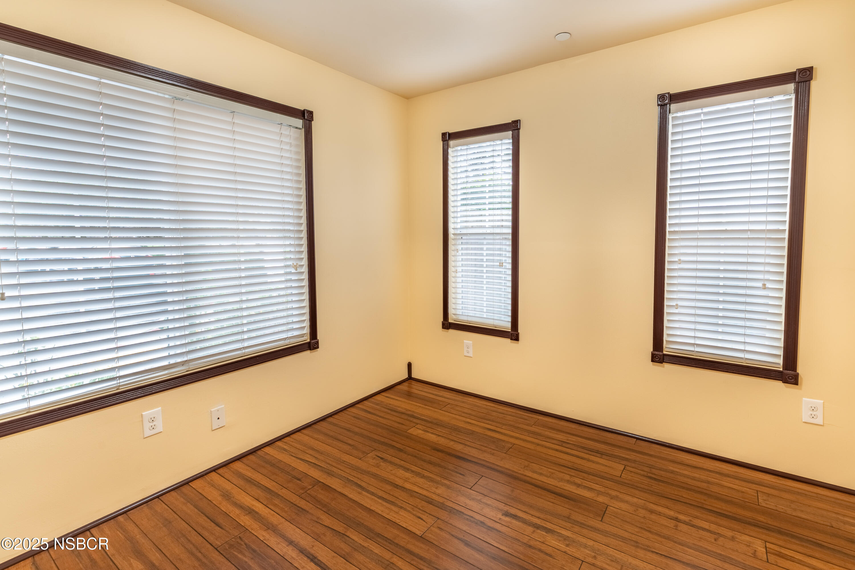 1445 Crown Circle Lompoc, CA 93436 - Photo 6 of 26 DSC00733-HDR