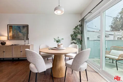 $899,000 | 1337 Berkeley Street, Unit 7, Santa Monica, CA 90404