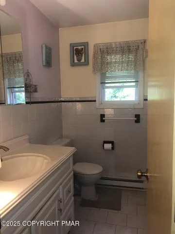 $335,000 | 255 East Broad Street, East Stroudsburg, PA 18301