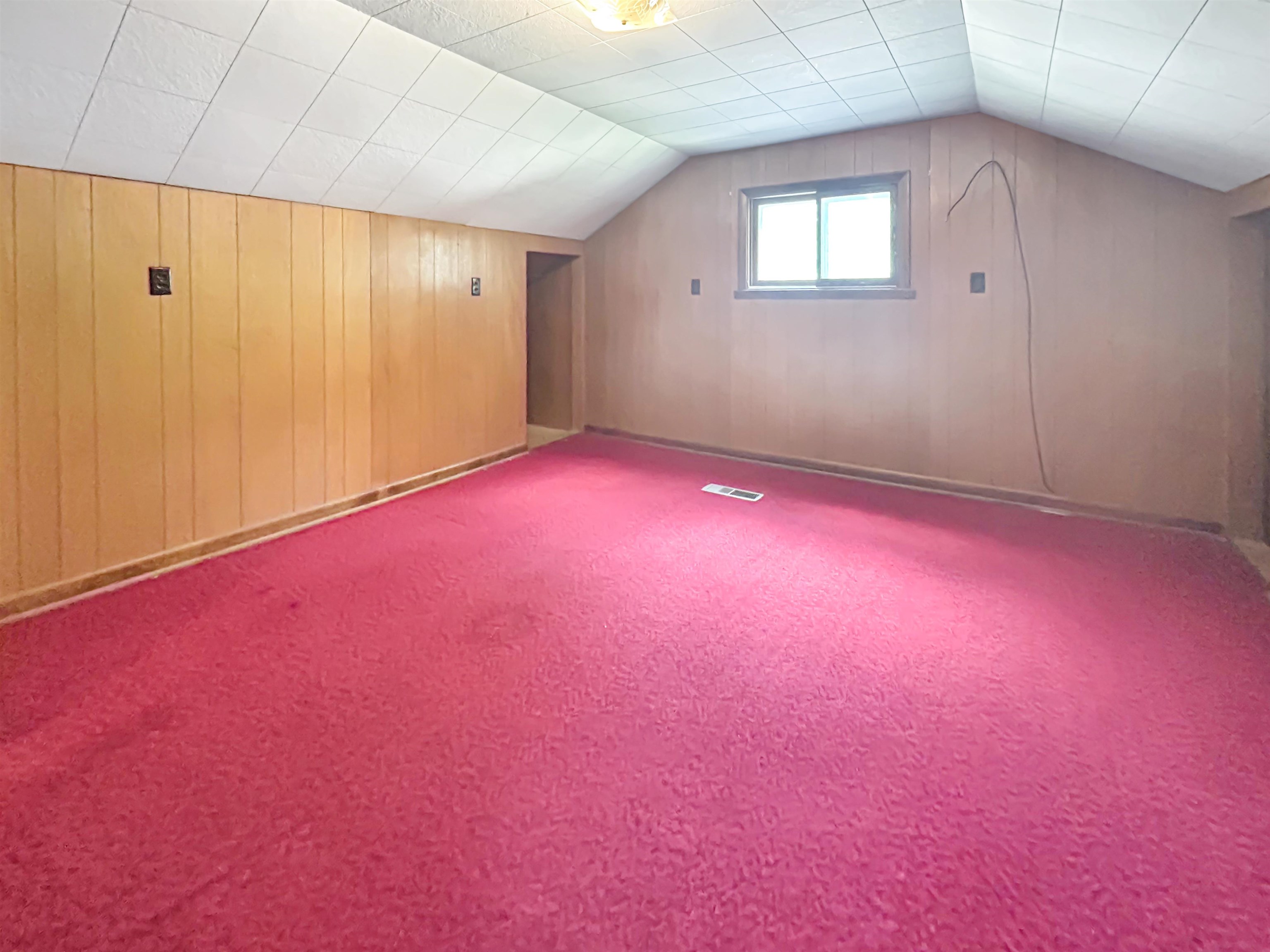 1198 Carlisle Road Traverse City, MI 49696 - Photo 11 of 16 1936578-2ae9339f-d294-44e9-a9a0-b1d81d0bc070.JPG