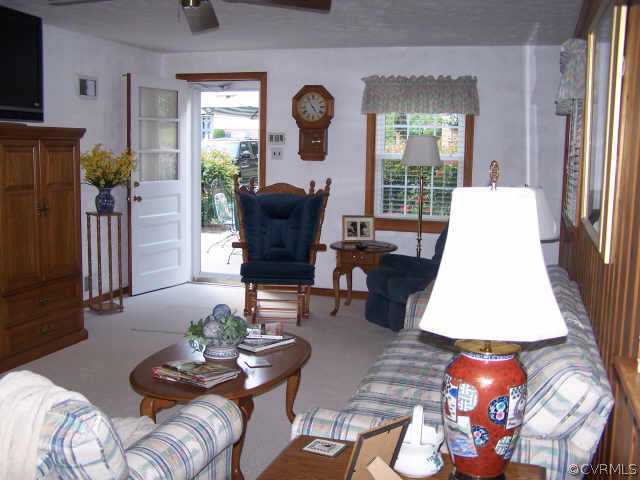 2016 Dresden Road Richmond, VA 23229 - Photo 3 of 8 Other - Family Room
