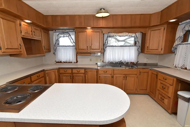 $175,000 | 407 South Center Street, Boswell, IN 47921