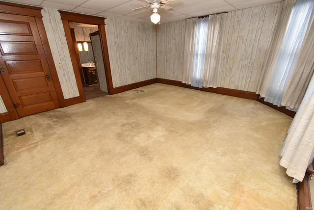 $175,000 | 407 South Center Street, Boswell, IN 47921