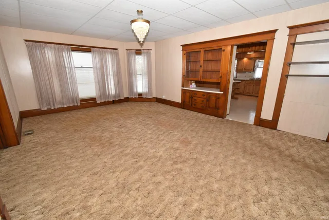 $175,000 | 407 South Center Street, Boswell, IN 47921