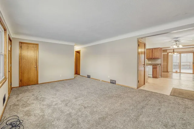 $275,000 | 2196 Howard Court, St. Paul, MN 55119