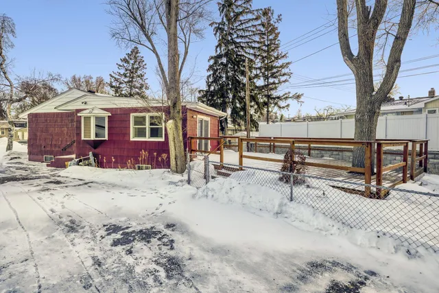 $275,000 | 2196 Howard Court, St. Paul, MN 55119