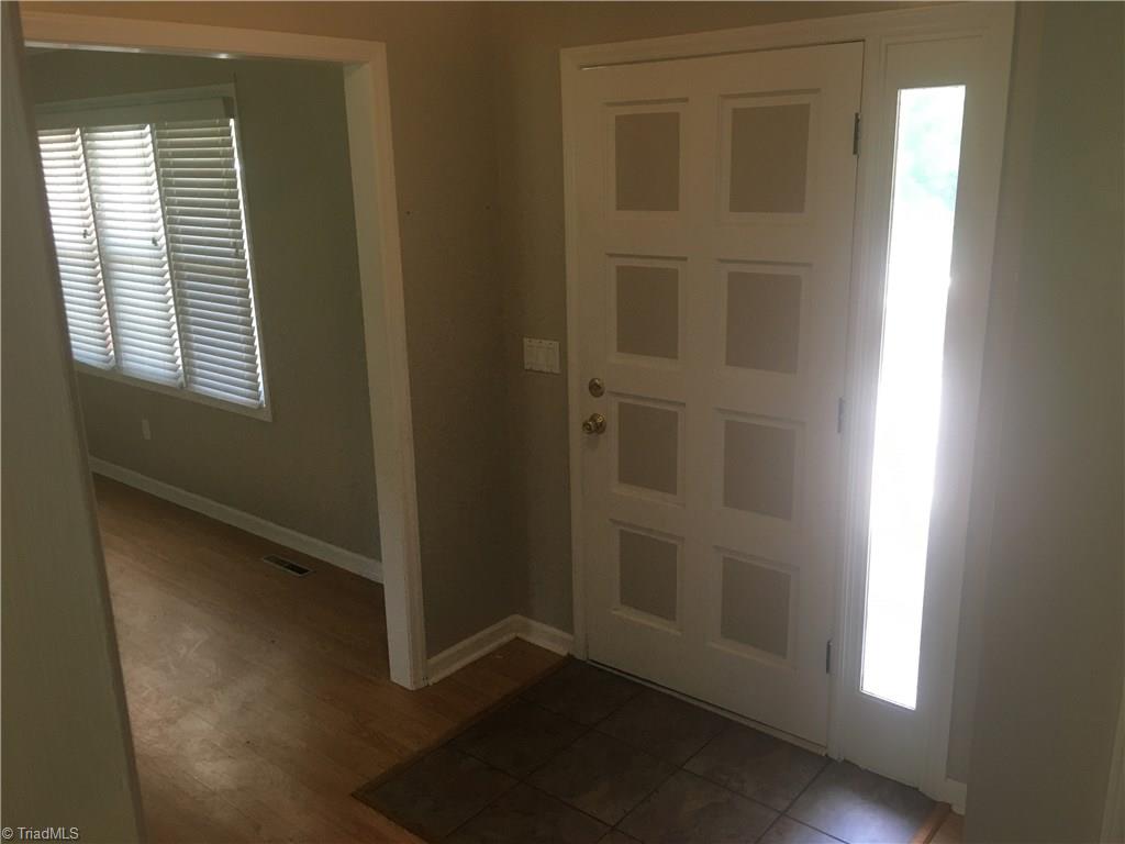 335 Robin Road Mount Airy, NC 27030 - Photo 3 of 19 Gallery Image 3