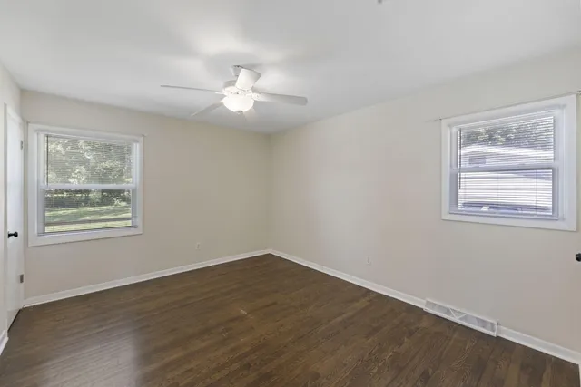 $2,350 | 2948 Elmwood Street, Portage, IN 46368