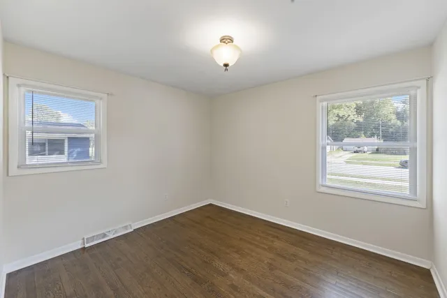 $2,350 | 2948 Elmwood Street, Portage, IN 46368