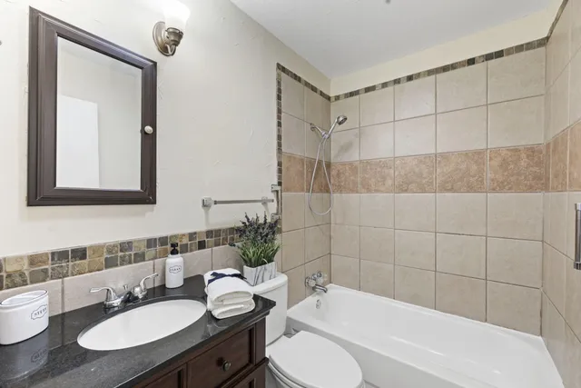 $2,350 | 2948 Elmwood Street, Portage, IN 46368