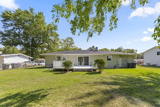 $2,350 | 2948 Elmwood Street, Portage, IN 46368