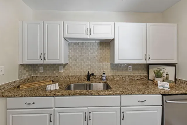 $2,350 | 2948 Elmwood Street, Portage, IN 46368