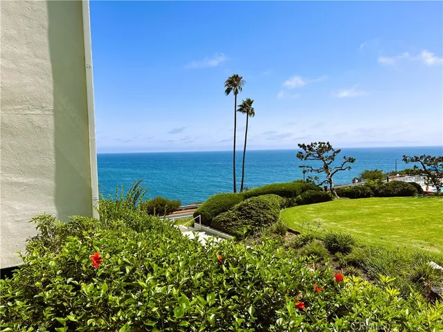 $1,295,000 | 32759 Seagate Drive, Unit 108, Rancho Palos Verdes, CA 90275